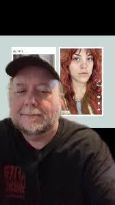 Lola Stewart's Instagram, Twitter & Facebook