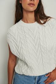 Every feature of this dress signifies the essence of the special human identities and transformation. Sweaters Women S Sweaters Jumpers Knitwear Na Kd Com