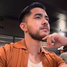 Leona Jay (@leonajay25)