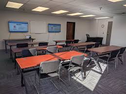 To educate the world with online training classes and promote public health, safety and awareness of cardiac arrest and heart disease, and to provide individuals with the competent life saving skills and. Free Hands Only Cpr Classes Provided By Key Cpr
