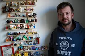 Miał to być z jego strony swoisty coming out. Nauczyciel Z Sopotu Z Szansa Na Milion Dolarow Zostal Finalista Global Teacher Prize 2020 Polsat News