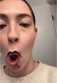 Someone teach me how to make up 😂