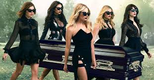 Pretty Little Liars - Charlotte Dies/Funeral - 6X11 