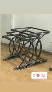 Trio Stoliki Metallicheskaya Mebel Dekor Iz Zheleza Opory Stola