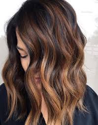 Caramel Balayage Dark Brown Hair With Highlights Is Undeniably Balayage Brow Balaya Brown Hair Balayage Brown Hair Colors Brown Hair With Highlights