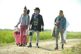 Mawi, hazama azmi, along cham and others. Review Filem Tiada Tajuk
