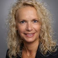 40+ Profile mit dem Suchbegriff „Blümel“