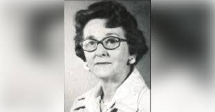 Nicole Capasso's Instagram, Twitter & Facebook