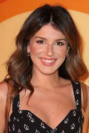 WHY DO BANANAS WEAR SUNSCREEN? BECAUSE THEY PEEL.