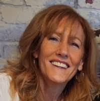 Mary Searles's Instagram, Twitter & Facebook