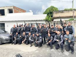 Veja a mudança na aparência de ecko, miliciano morto em operação da polícia no rio morto após ser baleado pela polícia, ecko assumiu comando da maior milícia do rio após morte do irmão. Ylq7utdekruevm