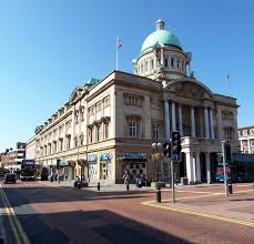 Hull maritime museum is situated 120 metres east of hull city hall. Hull City Hall Wikipedia