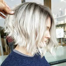 Whether short or chin long, short hairstyles emphasize curls more beautiful. Short Haircuts For Wavy Hair Short Hairstyles Haircuts 2019 2020