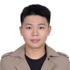 Ian Lightcap's Instagram, Twitter & Facebook