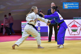 A színeinket tizennyolc judoka képviseli. Judoinside Eva Csernoviczki Judoka