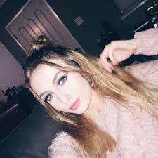 Danielle Oliva's Instagram, Twitter & Facebook