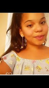 Feliz aniversário Márcia Matias, minha querida sobrinha! Que este novo ano  de vida seja tão especial quanto você é pra mim. E que seja repleto de  conquistas, momentos inesquecíveis e paz, muita