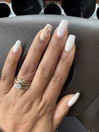 Soft White Acrylic With Gold Flakes Perfect For Spring And Summer Acrylicoverlay Naturalnails Su Gold Nails Prom White Nails With Gold Gold Acrylic Nails