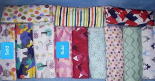 Kain Bedong Bayi Velvet Junior Bayi Anak Baju Bayi Di Carousell