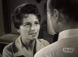 Derek Gloe's Instagram, Twitter & Facebook