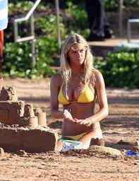 26 year old blonde beauty brooklyn decker first came to attention as a fashion model, doing memorable work for the likes of 'cosmopolitan' and 'fhm'. Brooklyn Decker Sexy Photos Of Sexiest Woman Alive Brooklyn Decker