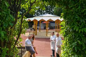 Winds variable at 9 to 16 mph (14.5 to 25.7 kph) (14.5 to 25.7 kph). Le Jardin Extraordinaire Le Nouveau Bistro Concept Du Chef Etoile Gilles Dudognon A Nieul Nieul 87510