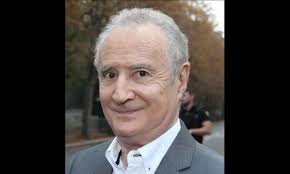 Daniel Prévost veuf : le comédien de 84 ans a retrouvé sa femme sans vie  dans une chambre d'hôtel