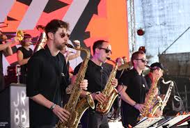 スウィング ジャズ と は