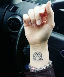 If you're thinking about getting an awesome gemini tattoo, check these out. 39 Gorgeous Zodiac Gemini Tattoos That Redefine Glamorous