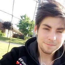 Listen to De Skæve Bubbibjørne lortemix dakke dak psytrance by Jakob in Uf  playlist online for free