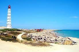 With an estimated population of 60,995 inhabitants in 2019 (with 39,733 inhabitants in the city proper. 10 Best Beaches In Faro Which Faro Beach Is Right For You Go Guides