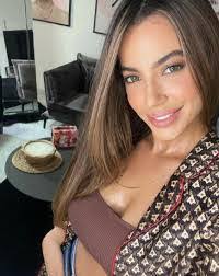 Patricia Dinh's Instagram, Twitter & Facebook