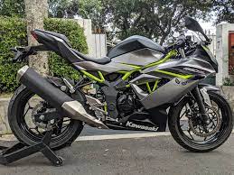 The kawasaki ninja 250 sl has a seating height of 780 mm and kerb weight of 151 kg. Kawasaki Ninja 250sl 11 Iwanbanaran Com