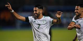 Andrés reyes llegó tarde a la jugada y arrolló a ousseynou niang. Video Segundo Gol De Argelia De Riyan Mahrez Vs Colombia Seleccion Colombia Hoy Seleccion Colombia Futbolred