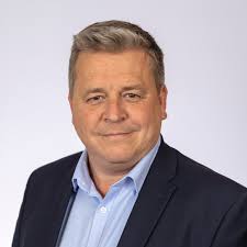 Meet Our Commercial Team