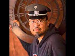 Missed This Video On My Channel Watch It Now Steampunk Chuck On The Susan Brender Show Https Youtube Com Watch V Mbfoe8dadfs Chucks Steampunk Fashion