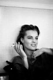 Trouvez les romy schneider 1980 images et les photos d'actualités parfaites sur getty images. Fuckyeahcigarettes Nostalgia Gallery Romy Schneider Romy Schneider Romy Schneider