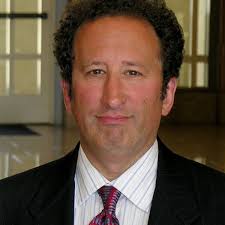 WHAT WE'RE READING Recent graduate JT Joens (JD '23) had the privilege of  completing an externship with Judge Scott Clarkson in the U.S. Bankruptcy  Court, Central District of California–the largest bankruptcy court