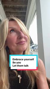 Who’s got something to talk about 🙋🏼‍♀️😉😂🥰 #fyp #embraceyourself  #ThrivingInMy60s #over60club #lipsync