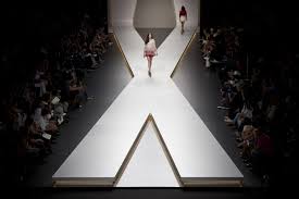 Ego Fashion Show Catwalk Design Fashion Runway Show Stage Set Design
