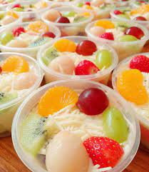 Di indonesia, salad buah sering kali disajikan dengan dressing berupa mayones dan susu kental manis. Kata Kata Promosi Salad Buah Cara Golden