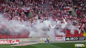 Zresztą czeska ekipa nie pierwszy raz pokazała, że potrafi napsuć krwi faworytom. Galeria Slavia Praga Sparta Praga 26 05 2019 Stadionowi Oprawcy