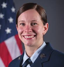 Wing to recognize top troops tonight