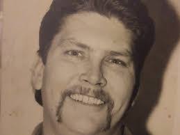 Kurt Dressel's Instagram, Twitter & Facebook