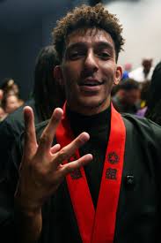Khleo Thomas