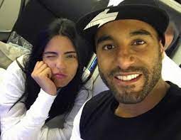 الصفحه دى يتيمه, حاول تضيفلها لينك فى صفحات تانيه متعلقه بيها. Ø£Ø³Ø±Ø§Ø± Ø§Ù„Ù†Ø¬ÙˆÙ… Ù„ÙˆÙƒØ§Ø³ Ù…ÙˆØ±Ø§ ÙŠÙ†ØªØ¸Ø± Ù…ÙˆÙ„ÙˆØ¯Ù‡ Ø§Ù„Ø£ÙˆÙ„ Ù…Ù† Ø²ÙˆØ¬ØªÙ‡ Ø§Ù„Ù„Ø¨Ù†Ø§Ù†ÙŠØ©