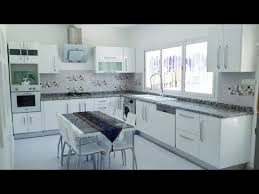 Cette cuisine allie design et utilité: Cuisine Moderne Blanche Youtube