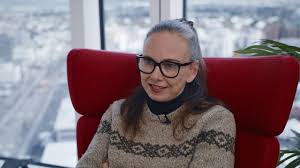 She is a director of one of iceland's largest engineering firms. Bransasogur Yrsa Sigurdardottir Youtube