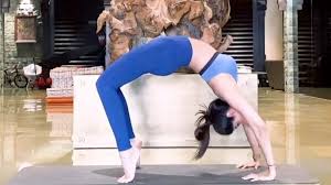 But this asana is more about. Shilpa Shetty Shares Yoga Tips To Keep Your Muscles In Form Amid Covid 19 Lockdown Celebrities News India Tv