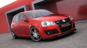 There's a thoughtfully designed cargo area that helps keep you organized. Frontdiffusor Vw Golf V Gti Gloss Black Shop Volkswagen Golf Gti Mk5 Maxton Design